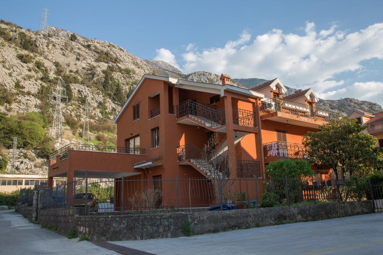 Apartment Damjan Kotor Eksteriør billede